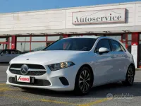 Usata Mercedes A180 Business 116 CV (85 kW) 2021 Bianco Berlina