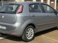 Usata Fiat Grande Punto S 75 CV (55 kW) 2011 Grigio Utilitaria
