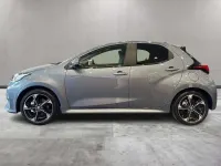 Nuova Toyota Yaris Hybrid Premium 129 CV (94 kW) 2026 Grigio Berlina