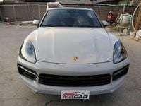 Usata Porsche Cayenne Coupe 340 CV (250 kW) 2022 Gesso Coupé