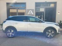 Usata Peugeot 3008 Allure 130 CV (95 kW) 2022 Bianco SUV