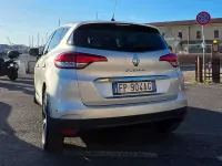 Usata Renault Scénic IV Intens 110 CV (80 kW) 2018 Argento Monovolume