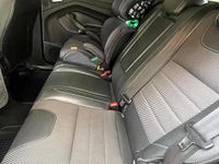 Usata Ford Kuga 115 CV (84 kW) 2015 Grigio SUV