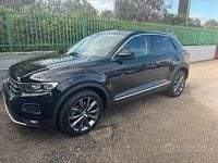 Usata VW T-Roc 150 CV (110 kW) 2018 Nero SUV