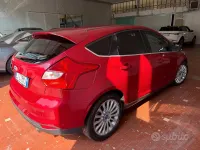 Usata Ford Focus Titanium S 150 CV (110 kW) 2011 Rosso Berlina