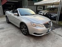 Usata Lancia Flavia 170 CV (125 kW) 2012 Argento Cabrio