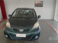 Usata Toyota Aygo 68 CV (50 kW) 2011 Grigio Utilitaria
