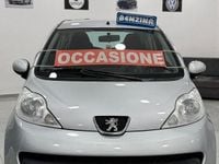 Usata Peugeot 107 68 CV (50 kW) 2006 Grigio Utilitaria