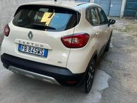 Usata Renault Captur Life 89 CV (65 kW) 2016 Bianco SUV