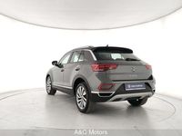 Usata VW T-Roc Style 110 CV (80 kW) 2023 Grigio SUV
