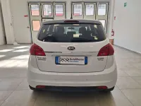 Usata Kia Venga 90 CV (66 kW) 2015 Bianco Utilitaria
