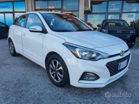 usata Hyundai i20 TECH 2ª serie - 1.2i NEOPATENTATI 2019