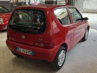 Usata Fiat 600 54 CV (39 kW) 2007 Rosso Utilitaria