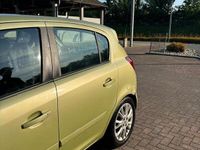 Usata Opel Corsa 80 CV (58 kW) 2007 Verde Utilitaria
