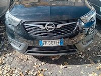 Usata Opel Crossland 110 CV (80 kW) 2018 Nero SUV