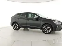 Käytetty VW Taigo R-line 116 HP (85 kW) 2025 Musta Katumaasturi
