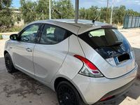 Usata Lancia Ypsilon 95 CV (69 kW) 2011 Grigio Utilitaria