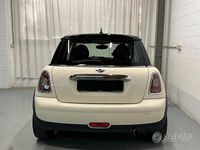 Begagnad Mini Cooper 120 HK (88 kW) 2009 Halvkombi