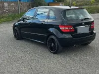 Usata Mercedes B180 109 CV (80 kW) 2007 Nero Monovolume