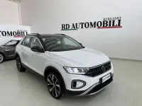 Usata VW T-Roc Life 150 CV (110 kW) 2022 Pure white SUV