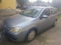 Usata Opel Corsa 58 CV (42 kW) 2004 Grigio Utilitaria