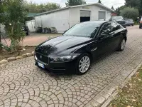 Usata Jaguar XE Business Edition 180 CV (132 kW) 2015 Nero Berlina