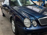 Usata Mercedes CLK200 136 CV (100 kW) 1999 Blu Cabrio