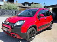 Usata Fiat Panda Cross Cross 70 CV (51 kW) 2022 Rosso Utilitaria