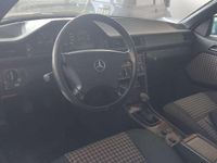 Usata Mercedes E200 136 CV (100 kW) 1997 Cabrio