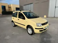 Usata Fiat Panda 69 CV (50 kW) 2012 Giallo Utilitaria