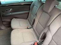 Usado Renault Espace Zen 131 CV (96 kW) 2016 Marrón Monovolumen