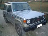 Usata Mitsubishi Pajero 84 CV (61 kW) 1988 Grigio SUV