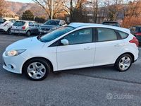Käytetty Ford Focus Titanium 115 HP (84 kW) 2014 Valkoinen Sedan