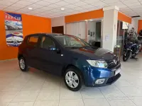 Usata Dacia Sandero Comfort 73 CV (53 kW) 2020 Blu Berlina