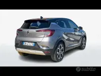 Usata Renault Captur Intens 101 CV (74 kW) 2023 Grigio SUV