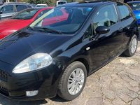 Usata Fiat Grande Punto Emotion 95 CV (69 kW) 2006 Nero Utilitaria