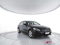 Usata Mercedes C200 Executive 136 CV (100 kW) 2018 Nero Station wagon