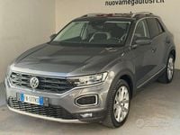 Usata VW T-Roc Advance 150 CV (110 kW) 2018 Grigio SUV