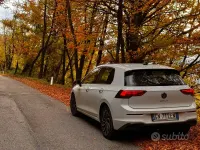 Usata VW Golf VIII 131 CV (96 kW) 2023 Bianco Berlina