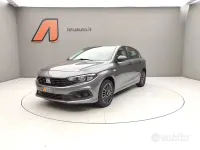 Usata Fiat Tipo 101 CV (74 kW) 2023 Grigio colosseo Berlina