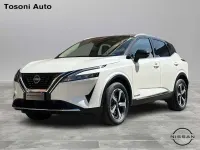 Usata Nissan Qashqai N-Connecta 158 CV (116 kW) 2023 White pearl/black metallic SUV
