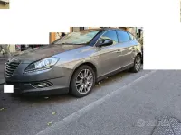 Usata Lancia Delta Platinum 165 CV (121 kW) 2012 Grigio Utilitaria