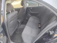 Usata Mercedes C220 150 CV (110 kW) 2005 Bluazzurro Berlina