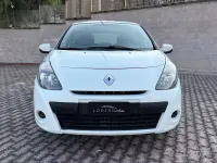 Usata Renault Clio II Dynamique 75 CV (55 kW) 2011 Bianco Berlina