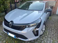 Usata Renault Clio V Evolution 101 CV (74 kW) 2024 Grigio Berlina