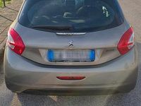 Usata Peugeot 208 Active 2014 Utilitaria