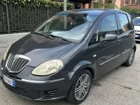Usata Lancia Musa 95 CV (69 kW) 2010 Bluazzurro Monovolume