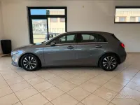 Usata Mercedes A180 Business 116 CV (85 kW) 2021 Grigio Berlina