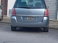 Usata Opel Zafira 101 CV (74 kW) 2006 Monovolume