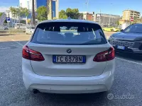 Usata BMW 216 Active Tourer Advantage 116 CV (85 kW) 2016 Bianco Monovolume